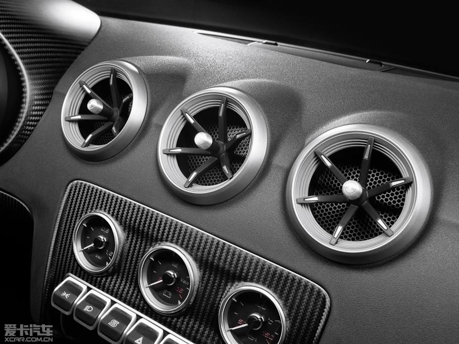 2013?yun)WTT Coupe ultra quattro Concept