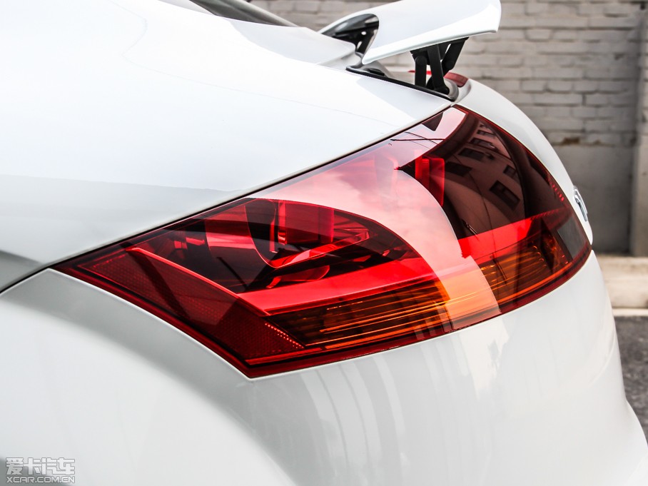 2013?yun)WTT Coupe 45 TFSI