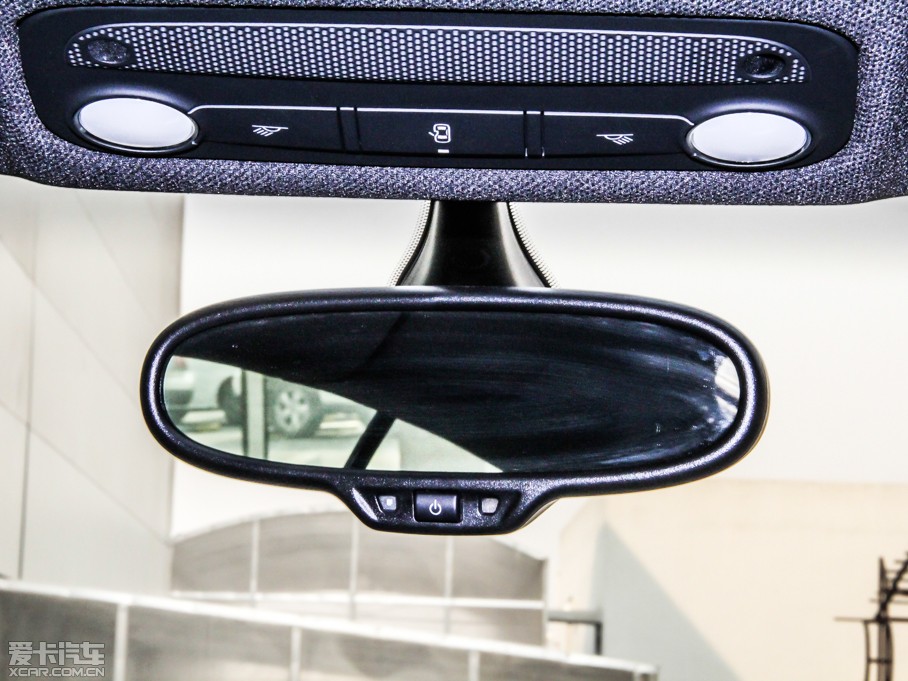 2013?yun)WTT Coupe 45 TFSI