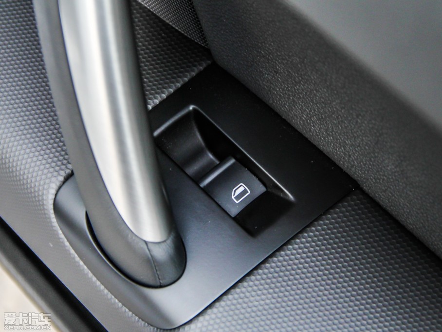 2013?yun)WTT Coupe 45 TFSI