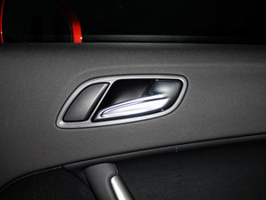 2013款45 TFSI 空间座椅