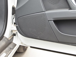 201345 TFSI ɫ п؅^