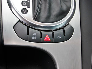 2013款45 TFSI 白色经典版 中控区