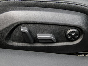 2013款45 TFSI 空间座椅