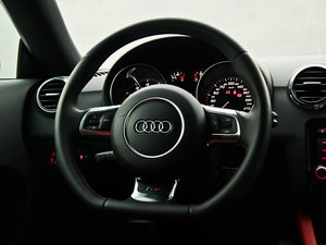 2013Coupe quattro п؅^