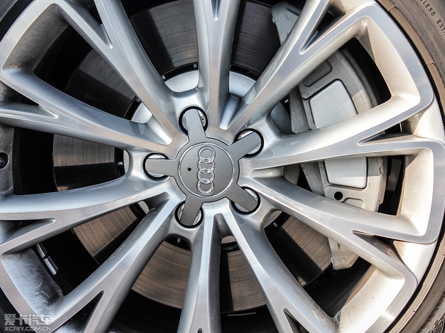 2013WA8 55 TFSI quattro A