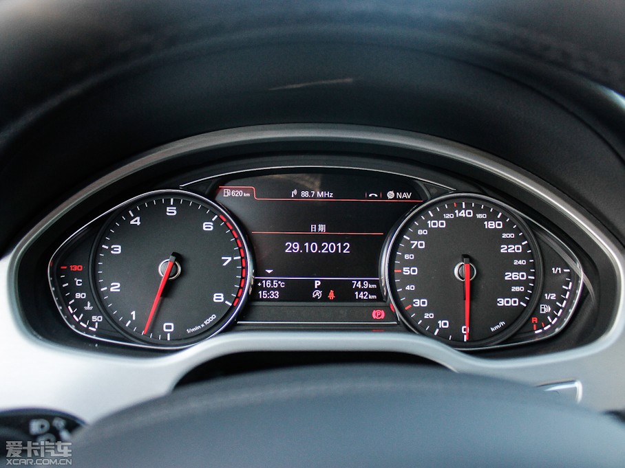 2013WA8 55 TFSI quattro A