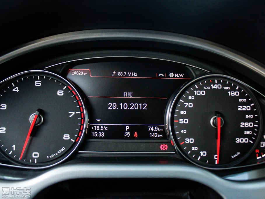 2013WA8 55 TFSI quattro A