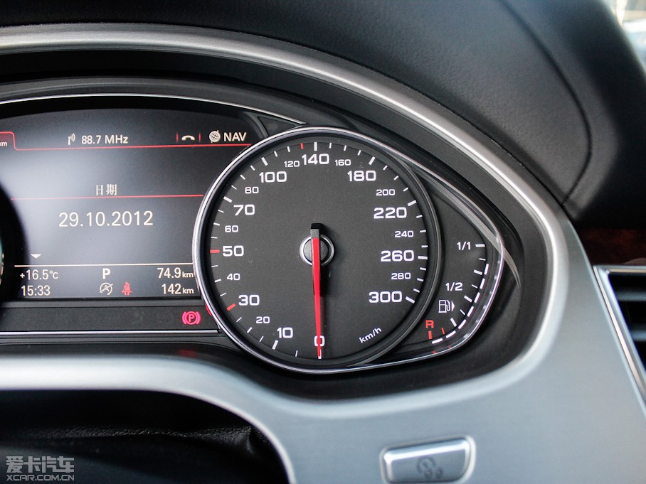 2013WA8 55 TFSI quattro A