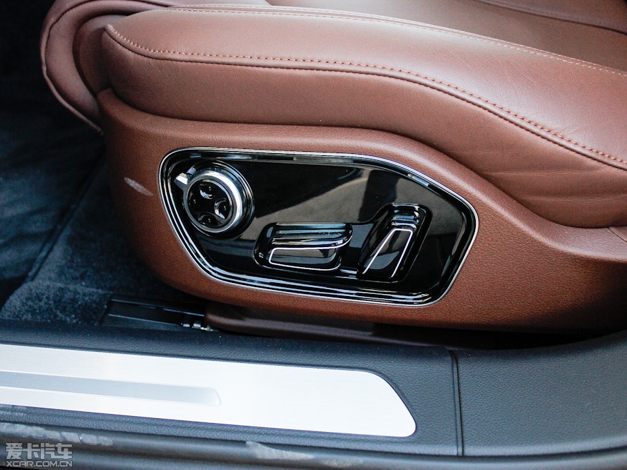 2013?yun)WA8 55 TFSI quattro A