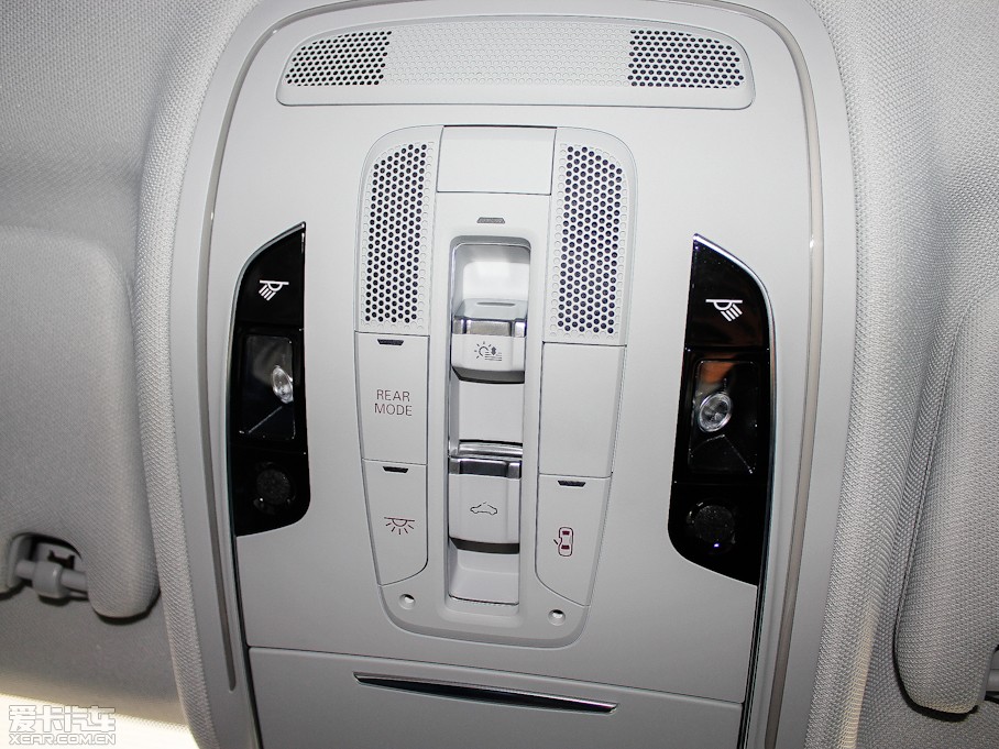 2013WA8 55 TFSI quattro A