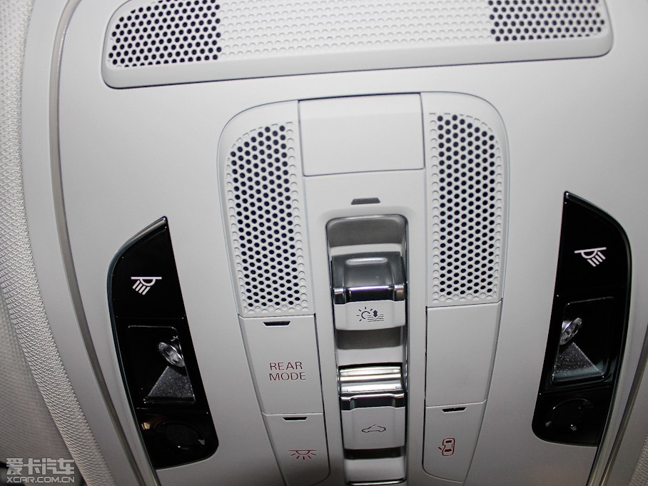 2013WA8 55 TFSI quattro A