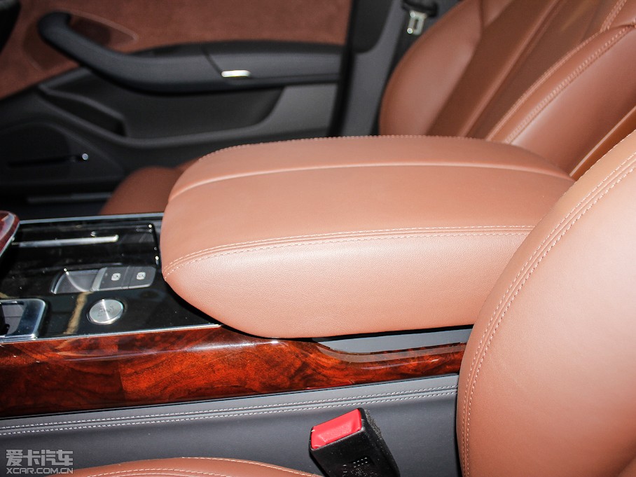 2013WA8 55 TFSI quattro A