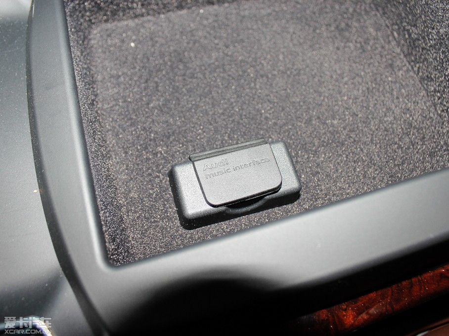 2013WA8 55 TFSI quattro A