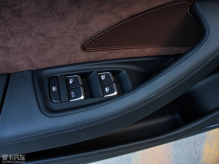 2013WA8 55 TFSI quattro A