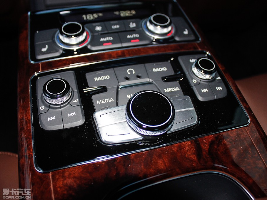 2013WA8 55 TFSI quattro A