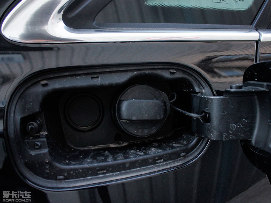 2013?yun)WA8 55 TFSI quattro A