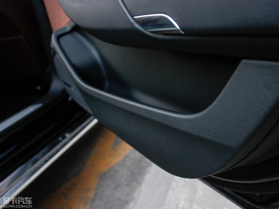 2013WA8 55 TFSI quattro A