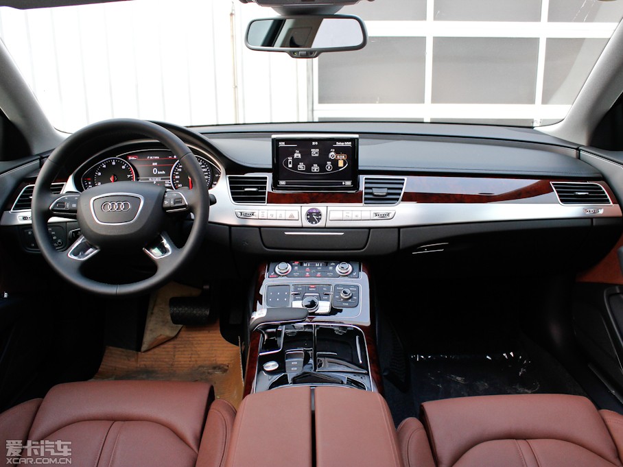 2013?yun)WA8 30 FSI m