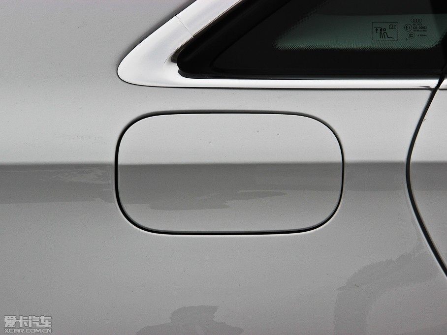 2013WA8 45 TFSI quattro 