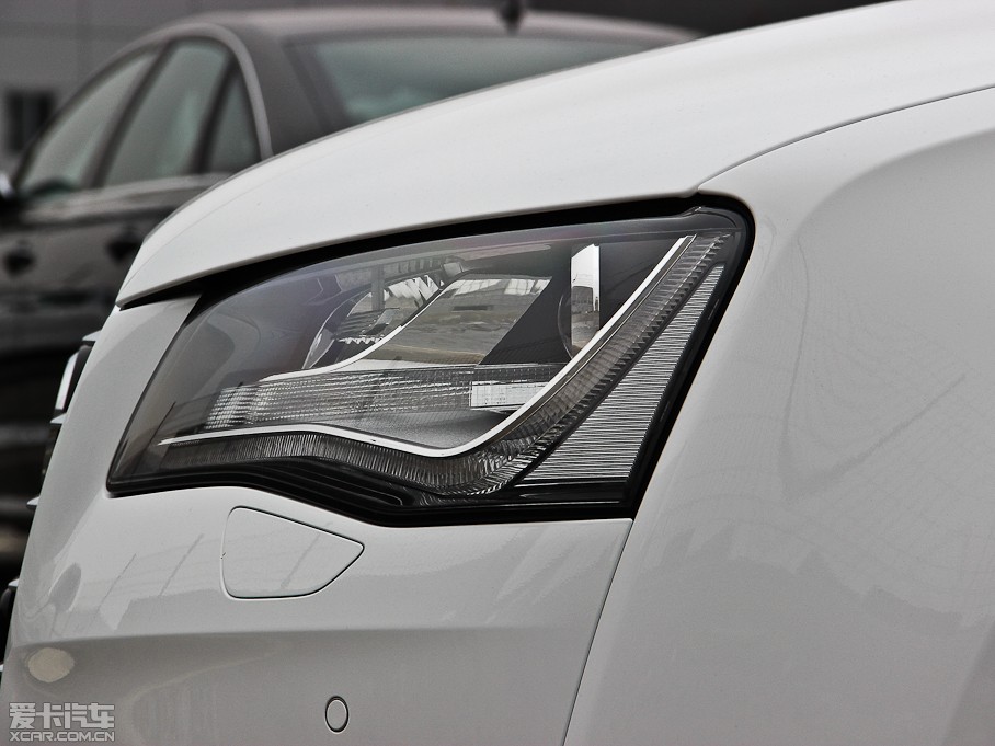 2013WA8 45 TFSI quattro 