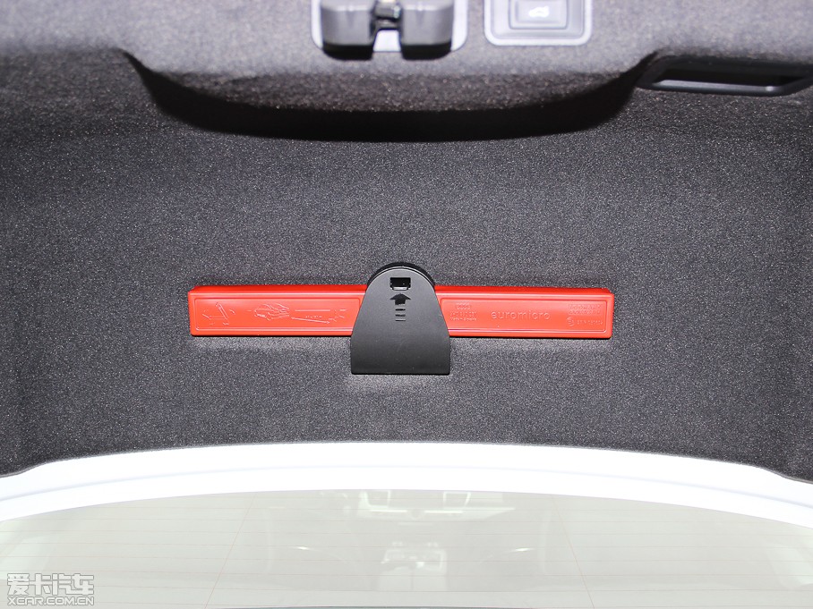 2013?yun)WA8 45 TFSI quattro (zhun)