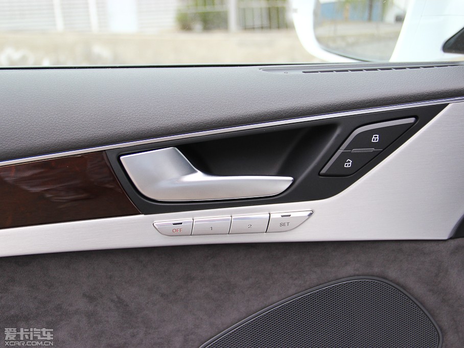 2013WA8 45 TFSI quattro 