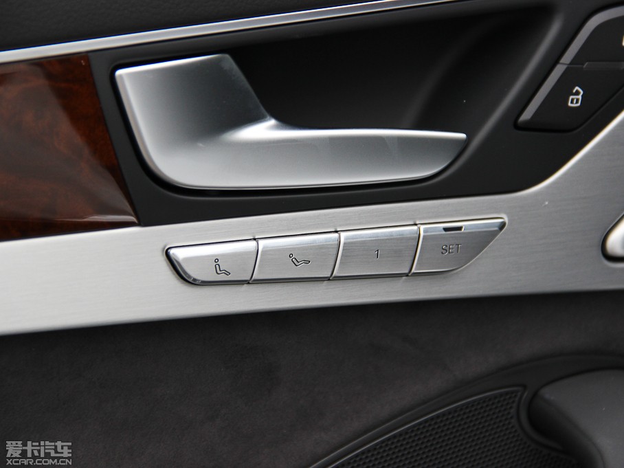 2013WA8 45 TFSI quattro 