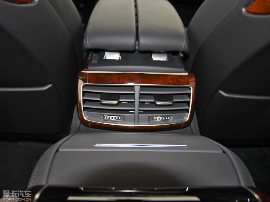 2013WA8 45 TFSI quattro 