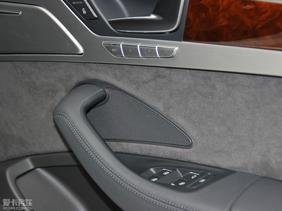 2013WA8 45 TFSI quattro 