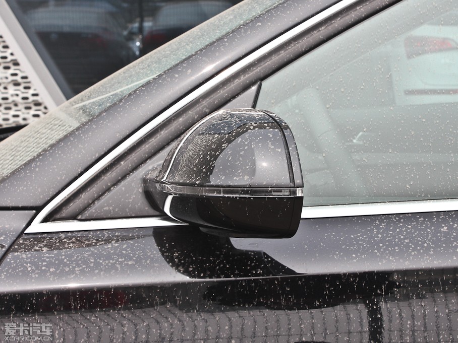 2013WA8 50 TFSI quattroA