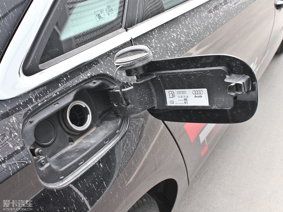 2013WA8 50 TFSI quattroA