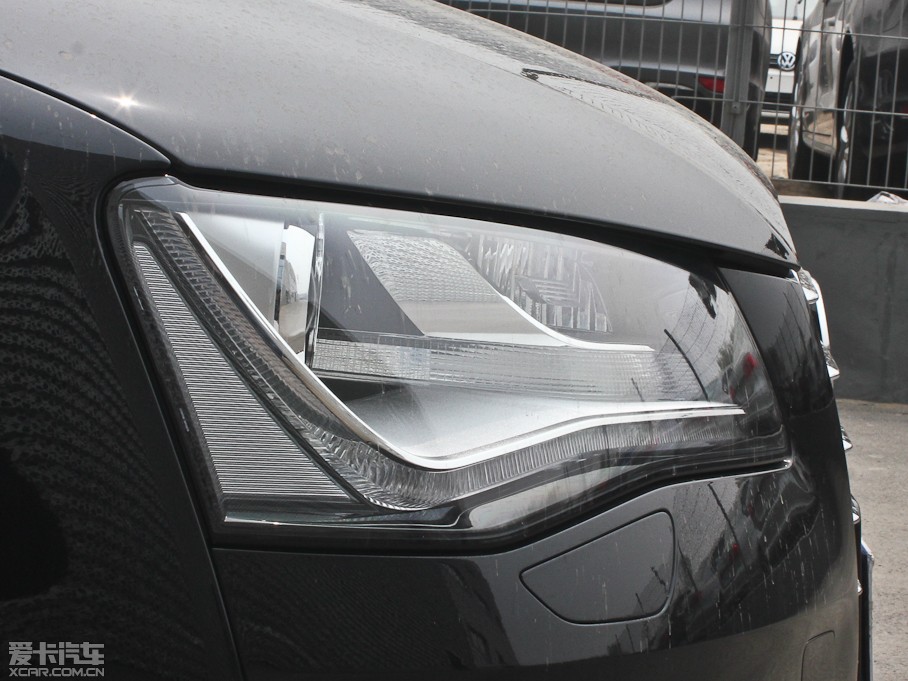 2013WA8 50 TFSI quattroA