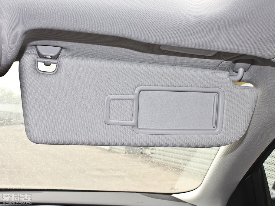 2013?yun)WA8 50 TFSI quattroA