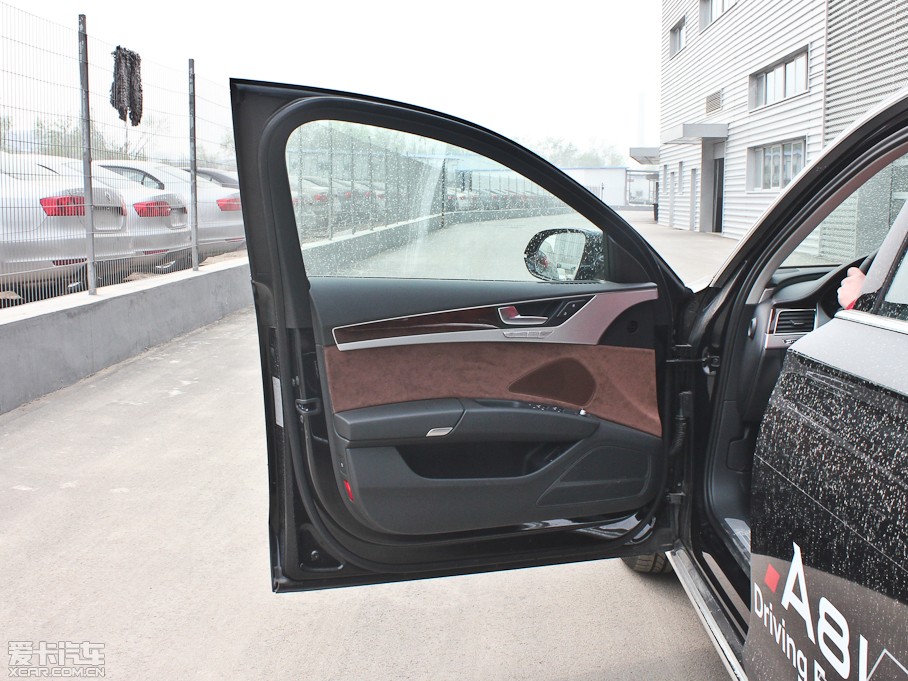 2013WA8 50 TFSI quattroA