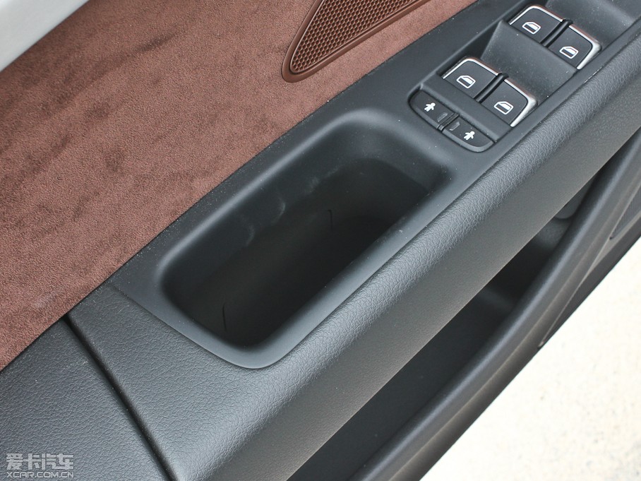 2013?yun)WA8 50 TFSI quattroA