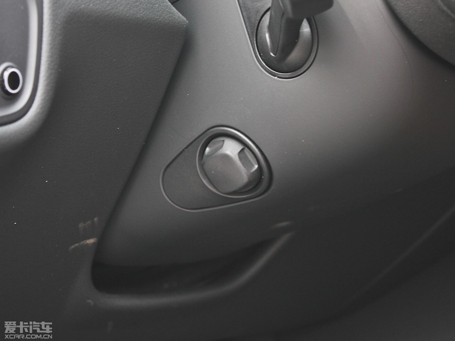 2013WA8 50 TFSI quattroA