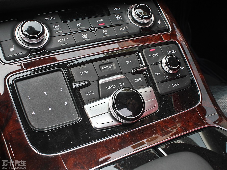 2013WA8 50 TFSI quattroA