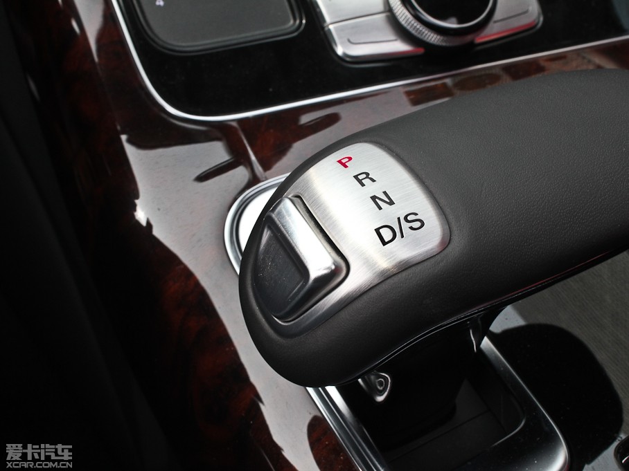 2013?yun)WA8 50 TFSI quattroA