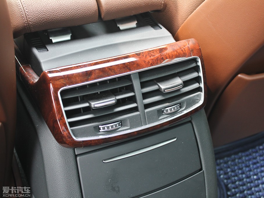 2013WA8 50 TFSI quattroA