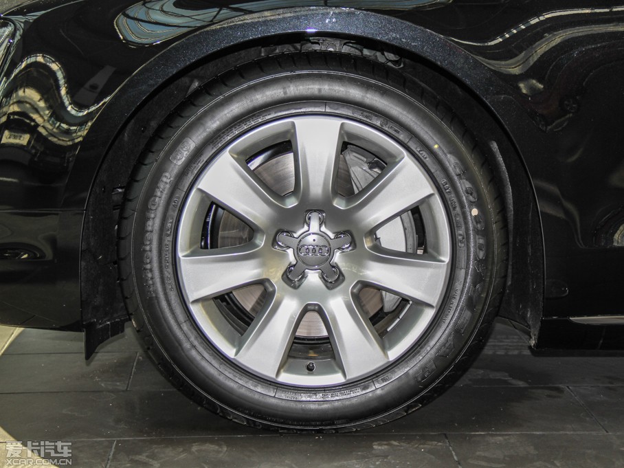 2013WA8 45 TFSI quattroA