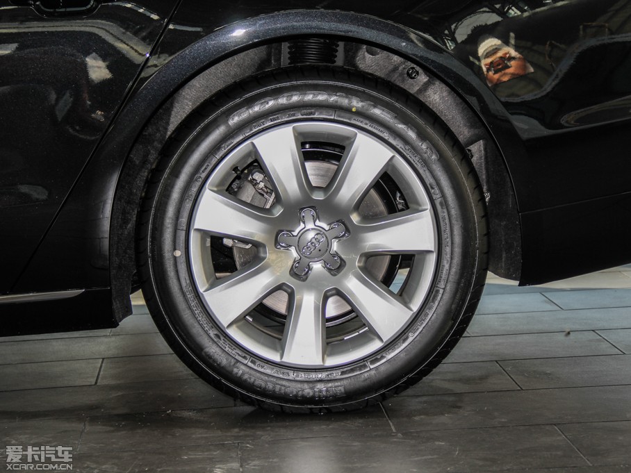 2013WA8 45 TFSI quattroA