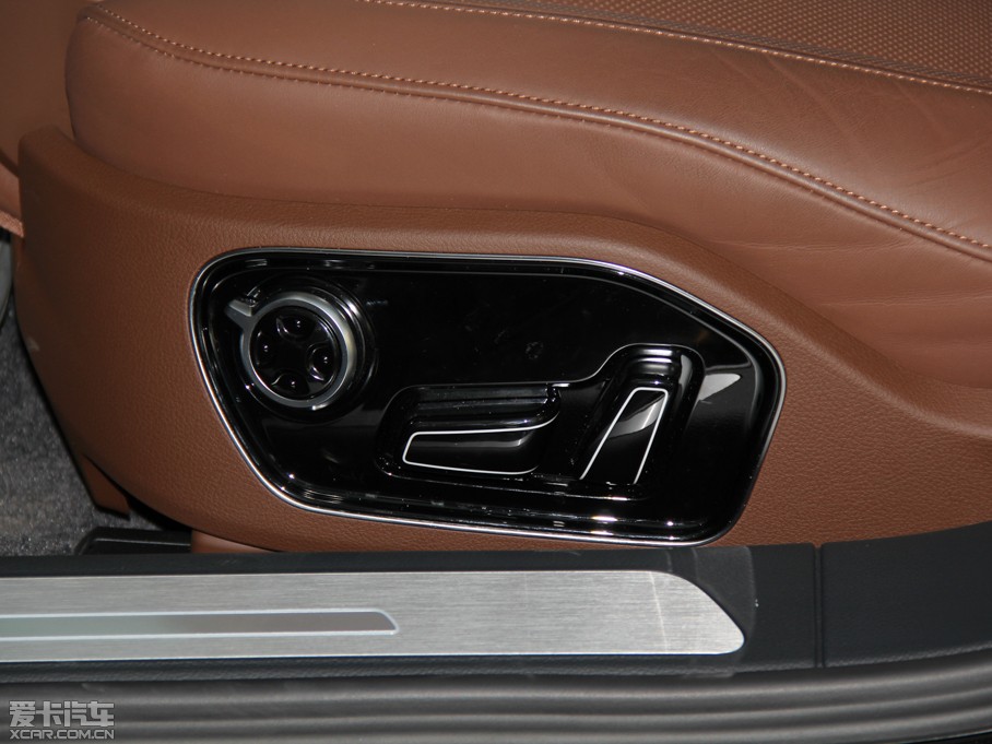 2013WA8 45 TFSI quattroA