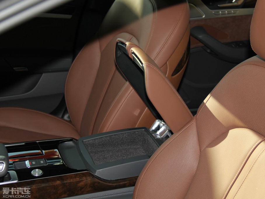 2013WA8 45 TFSI quattroA