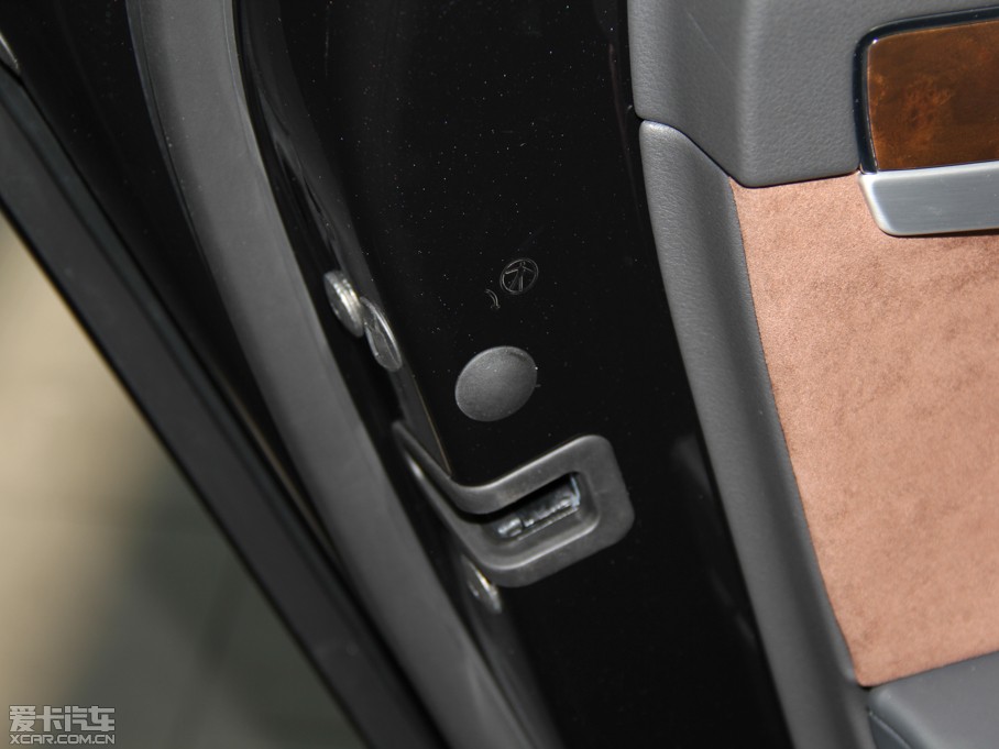 2013WA8 45 TFSI quattroA