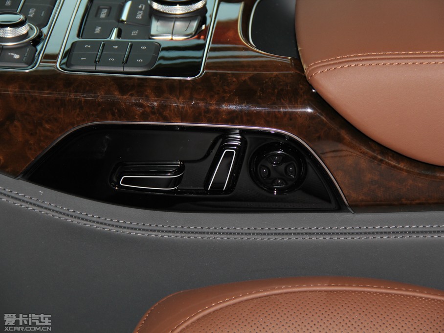 2013WA8 45 TFSI quattroA