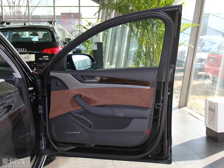 2013WA8 45 TFSI quattroA