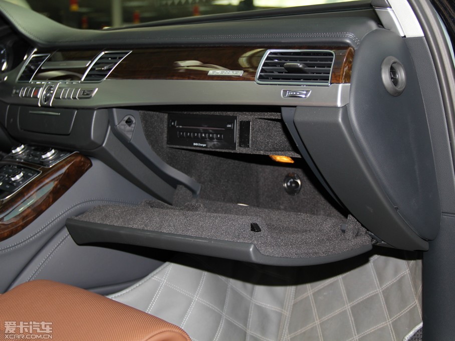 2013?yun)WA8 45 TFSI quattroA