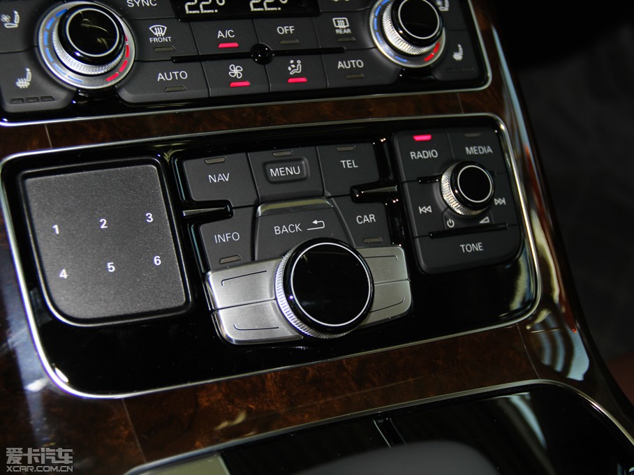 2013WA8 45 TFSI quattroA