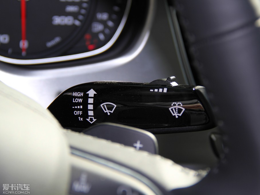 2013WA8 45 TFSI quattroA